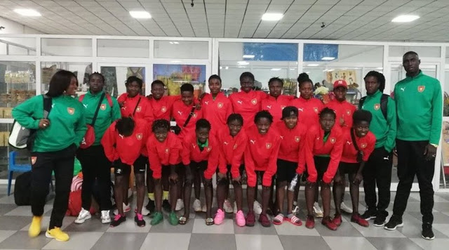 Seleção nacional de futebol feminino realiza último treino antes do jogo  com a Libéria 